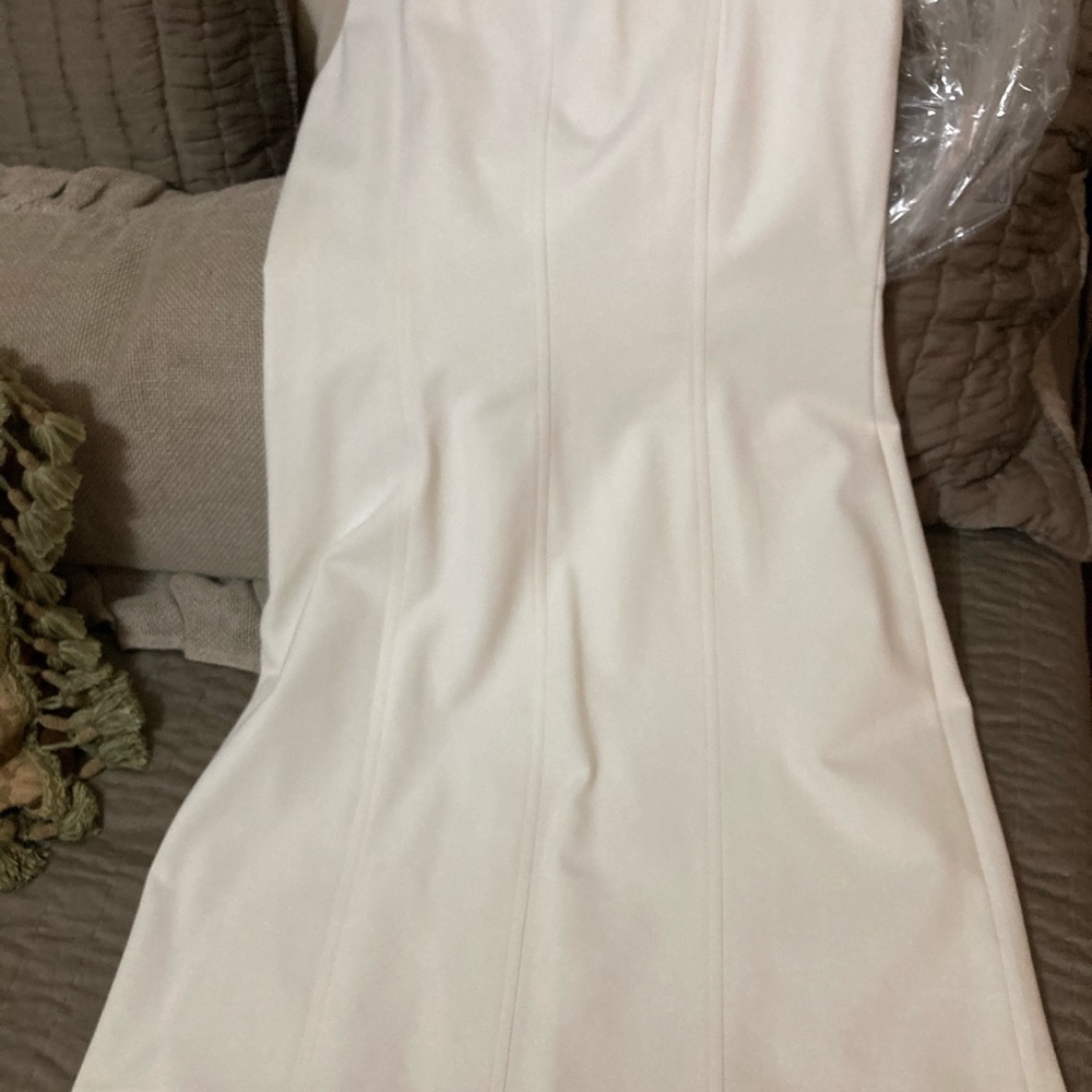 Carlisle Cream Sleeveless Midi Dress with Gold Zipper Accents - Picture 5 of 5